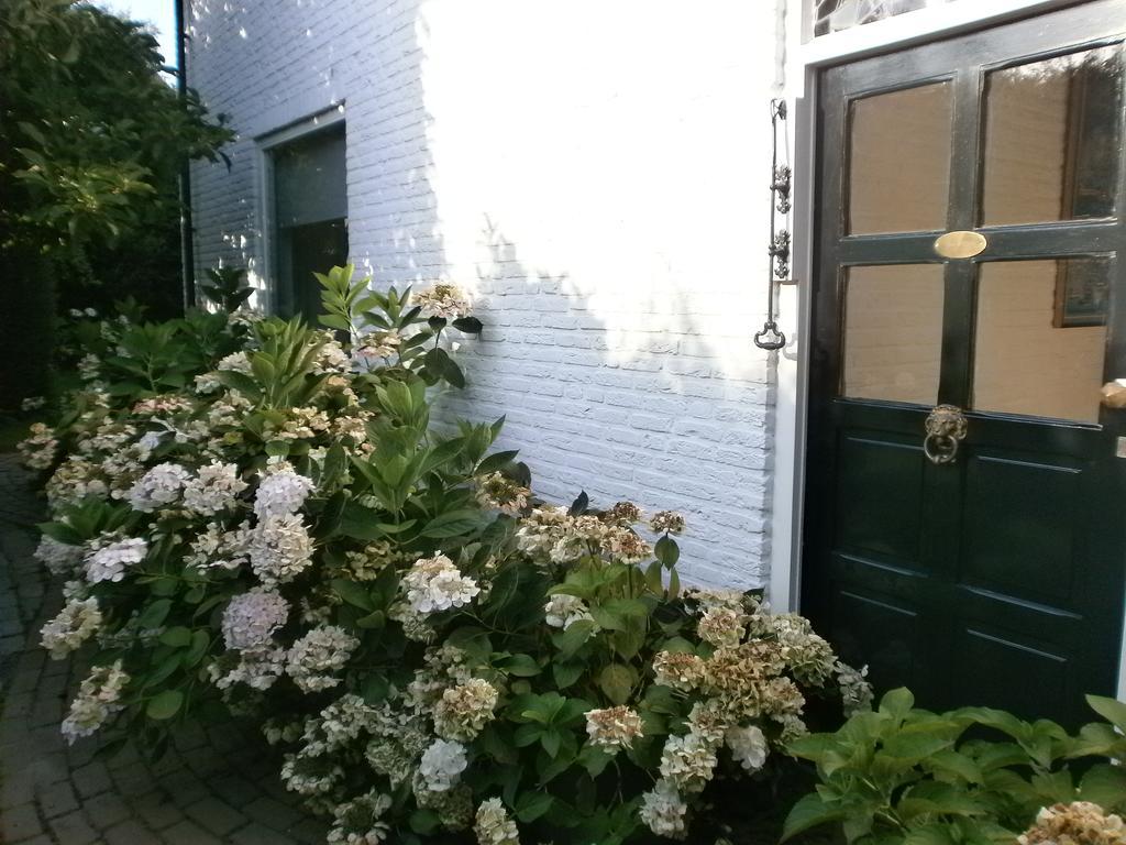 Bed And Breakfast Azzurro Bokhoven Buitenkant foto